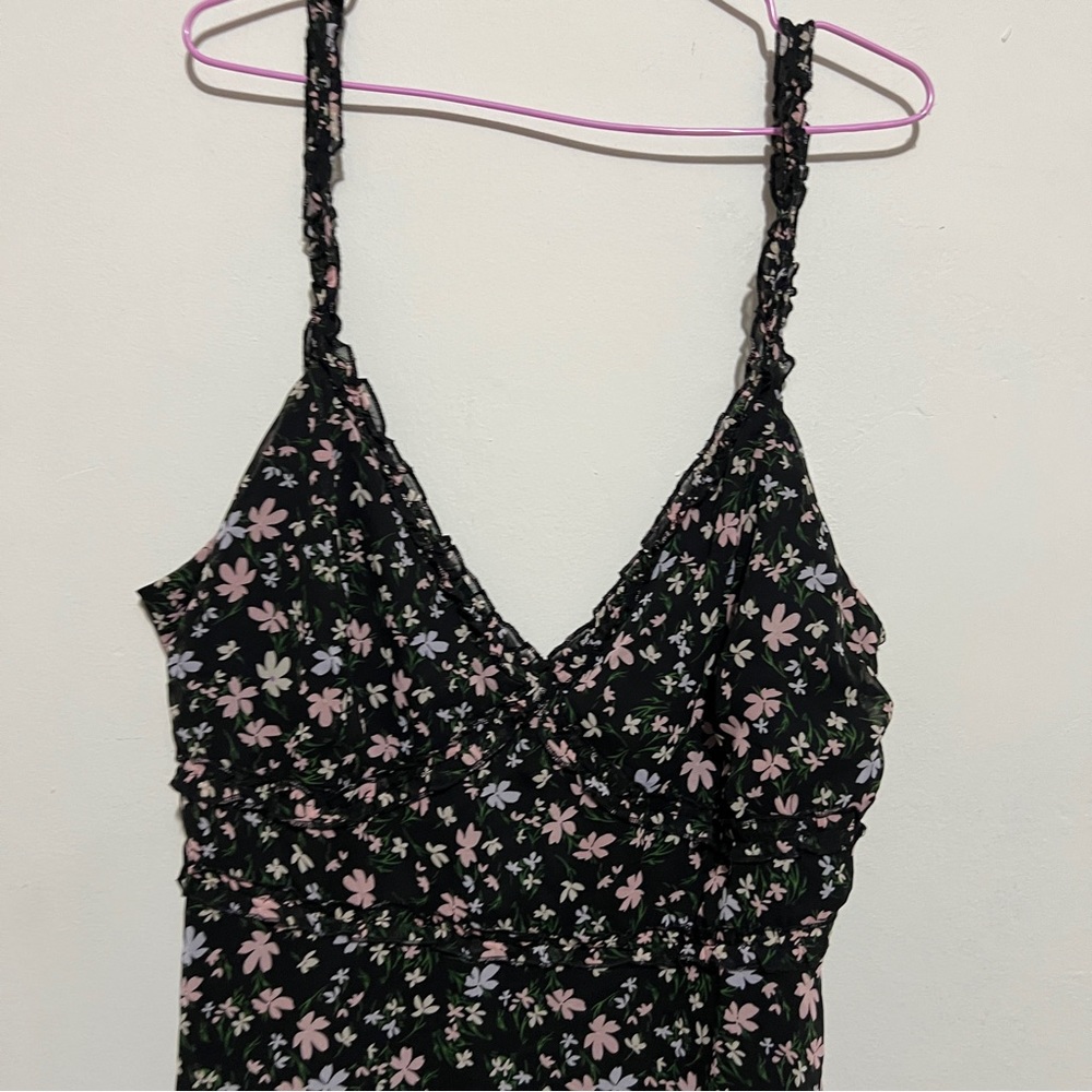 Floral Ruffle Dress - Picture 2 of 4